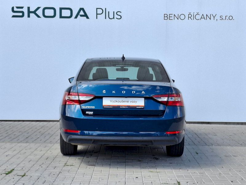 Škoda Superb (2023) Style DSG 1,5TSi 110kW - fotka 12 z 35