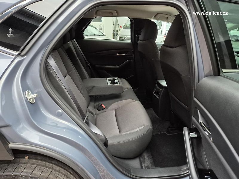 Mazda CX-30 (2022) CX-30 2.0i ESkyactiv-X Automat - fotka 46 z 54