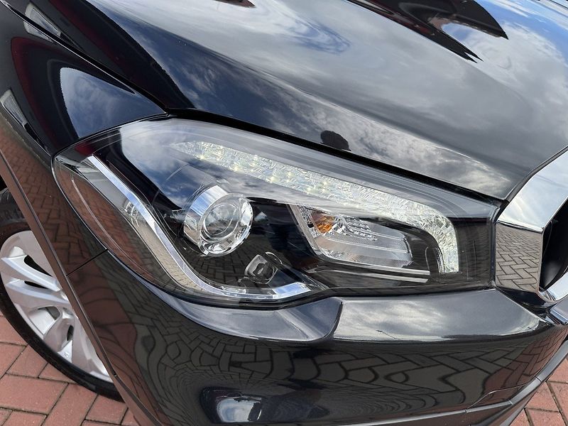 Suzuki SX4 S-Cross (2017) 1.4i BoosterJet LED Kamera - fotka 37 z 49