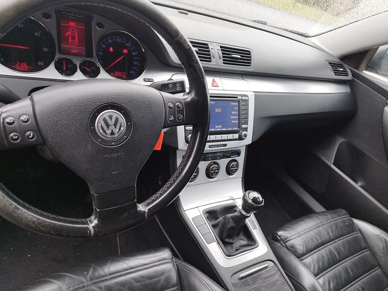 Volkswagen Passat 2.0TDI, volat-608 081 843 - fotka 10 z 15