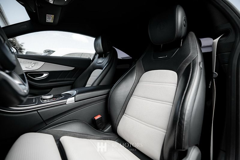 Mercedes-Benz Třídy C (2016) AMG C63 S Kupé 375kW - fotka 18 z 42