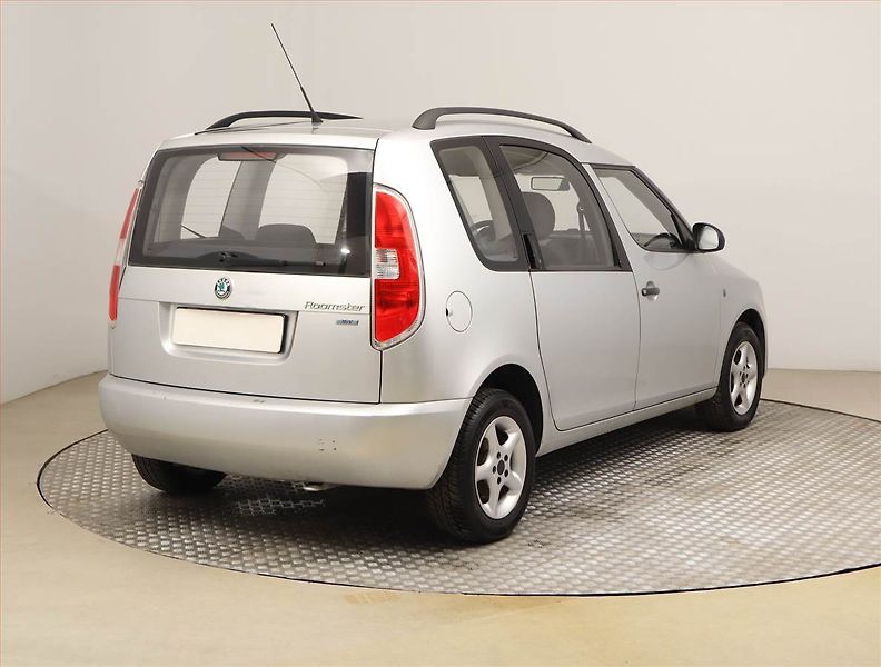 Škoda Roomster (2011) 1.4 16V, Serv.kniha - fotka 5 z 18