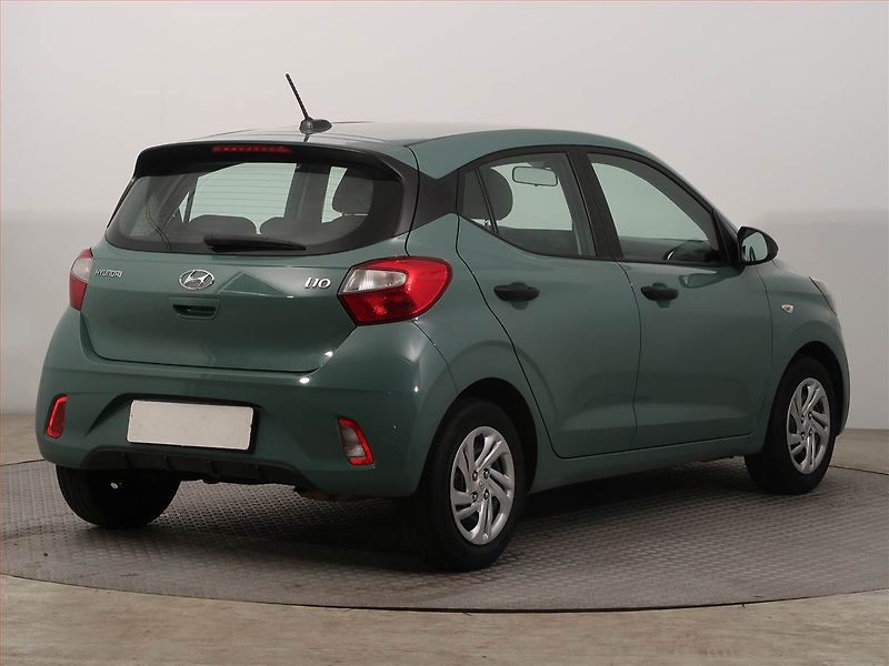Hyundai i10 (2022) Comfort 1.0, ČR,1.maj - fotka 5 z 13