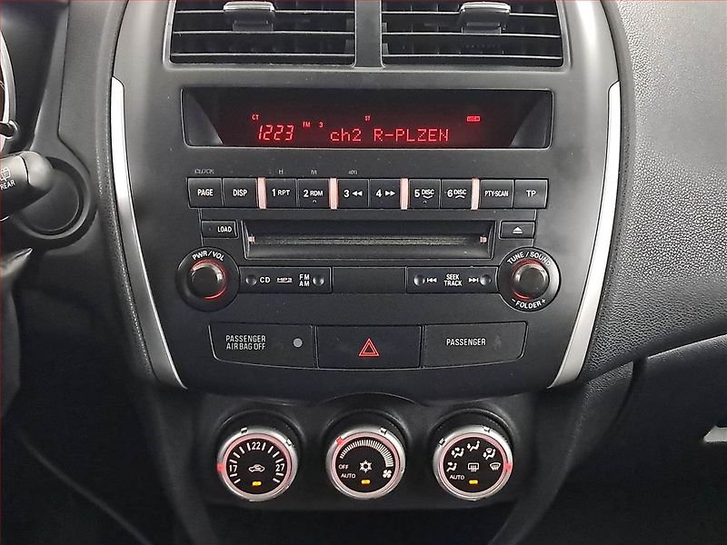 Mitsubishi ASX (2012) Invite 1.8 DI-D MIVEC - fotka 12 z 17