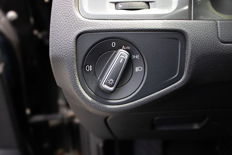 Volkswagen e-Golf eGolf, nová STK, 100% stav. - fotka 35 z 46