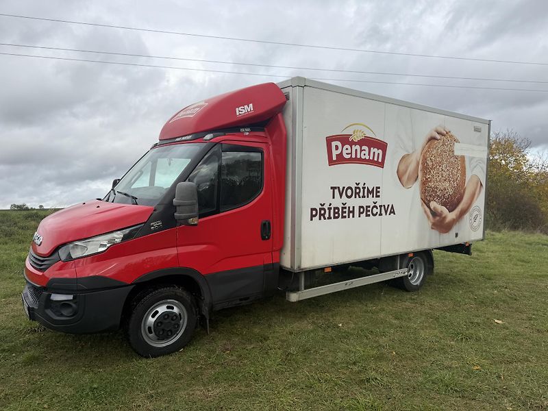 Iveco Daily (2018) 50C16 3.0TDi 4,6m x 2,25m - fotka 2 z 10