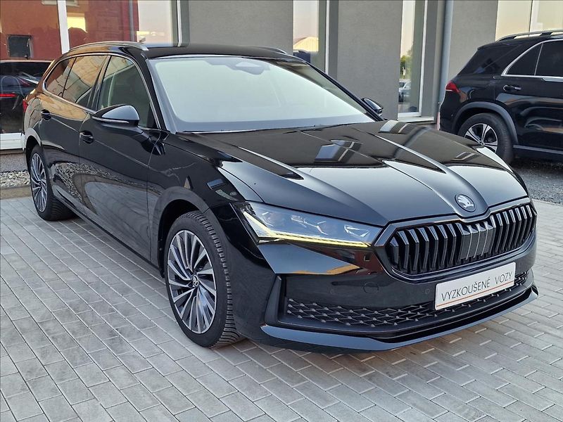Škoda Superb 1.5 TSI DSG 110kW L&K Combi - fotka 3 z 50