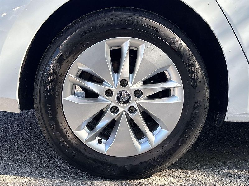 Škoda Octavia (2022) 1.5 TSI M-HEV DSG Ambition+ - fotka 29 z 32
