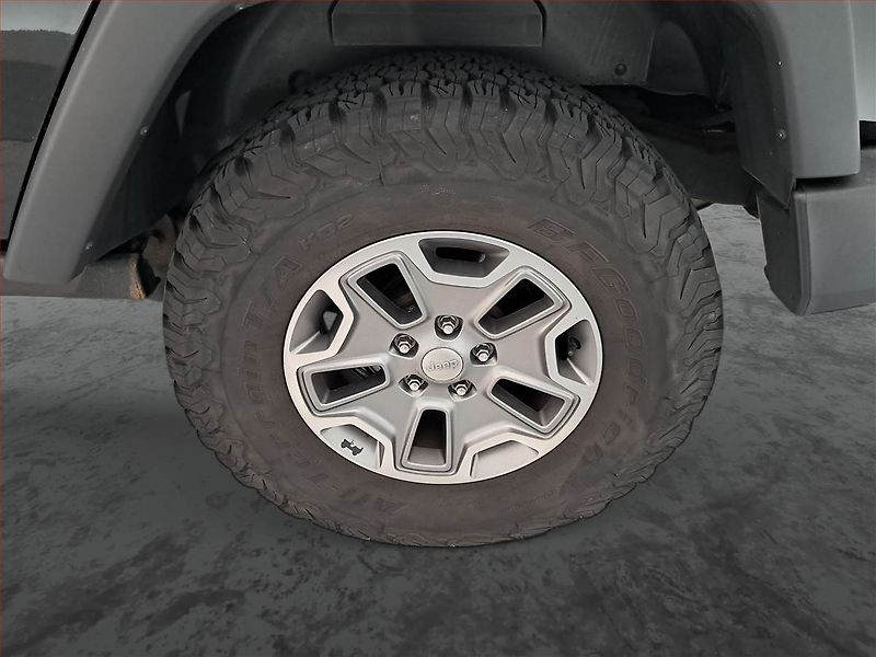 Jeep Wrangler (2016) Rubicon 2.8 CRD - fotka 15 z 19