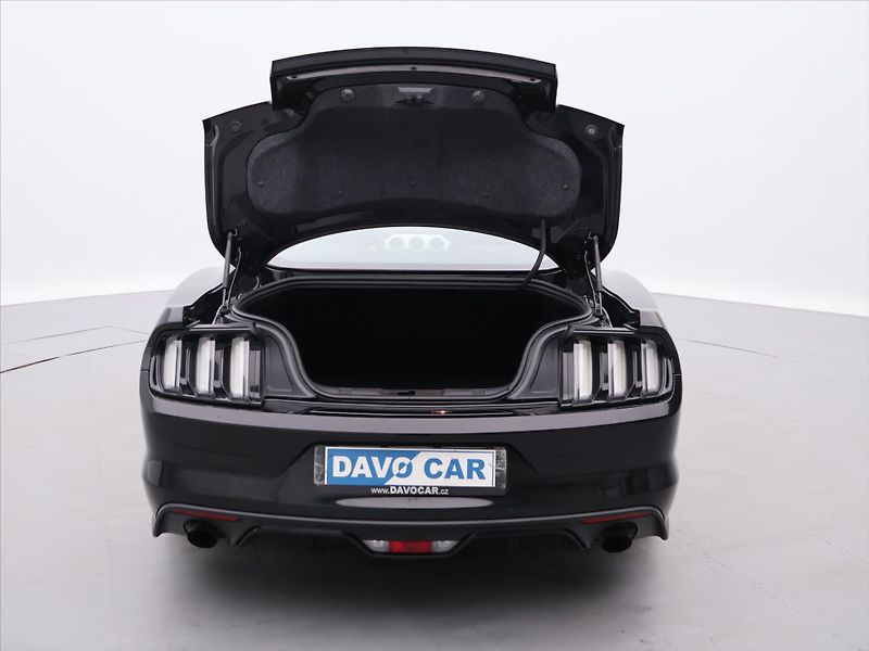 Ford Mustang 2,3 EB 233kW Kůže Navi CZ - fotka 9 z 27