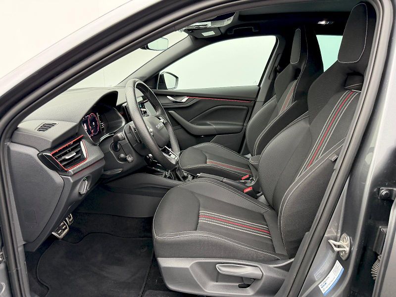 Škoda Scala (2025) 1.5TSI 110kW DSG Monte Carlo - fotka 5 z 35