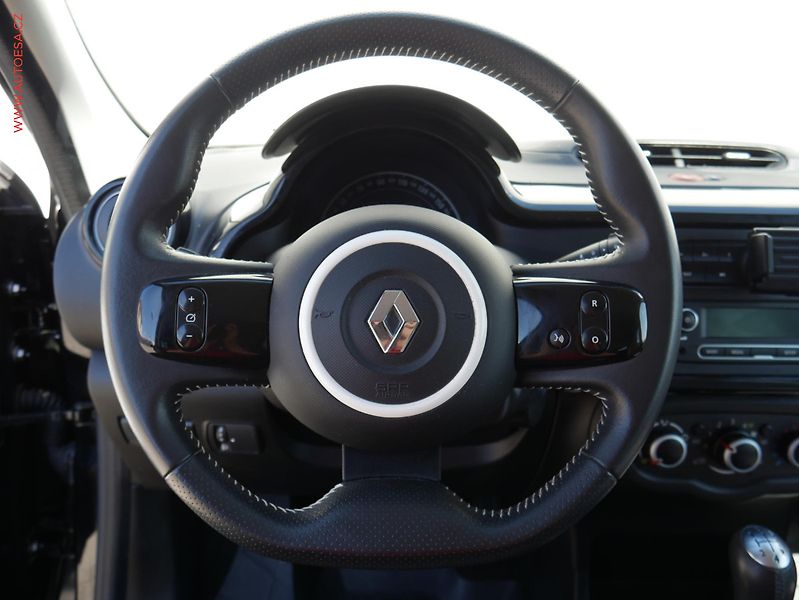Renault Twingo (2018) 1.0 SCe, Limited, park. čidla - fotka 15 z 16