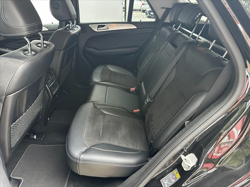 Mercedes-Benz Třídy M 2,2 ML 250CDI 150kW - fotka 11 z 46