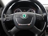Škoda Octavia (2012) 1.6 TDI, Navi, Tempomat - náhled 8