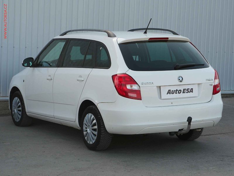 Škoda Fabia (2013) 1.2TSi, ČR, AC, tažné - fotka 6 z 14