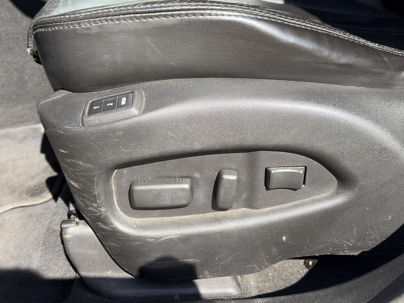 Cadillac SRX (2011) Luxury 3.0 V6  - fotka 14 z 28
