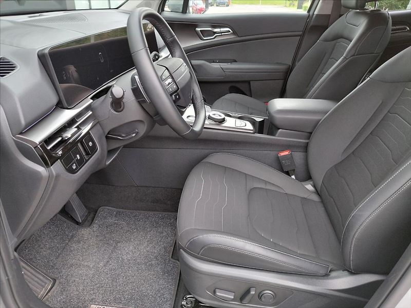 Kia Sportage 1,6   T-GDI 7DCT TOP - fotka 9 z 17