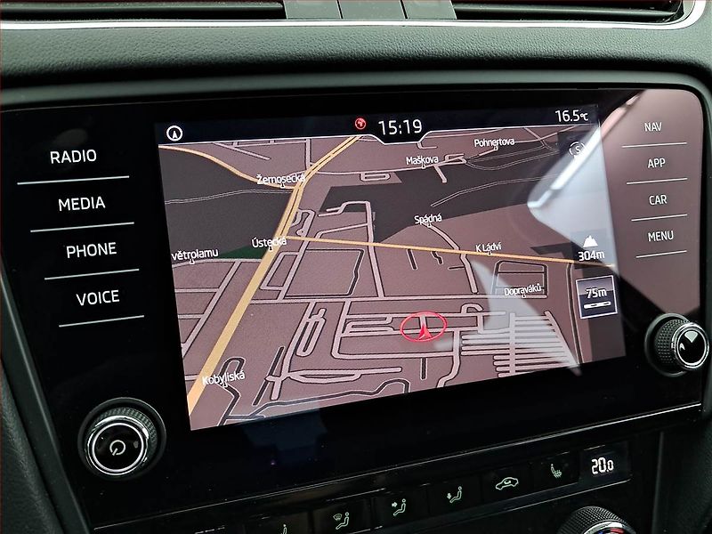 Škoda Octavia (2020) Style Plus 1.5 TSI, Automat - fotka 14 z 19