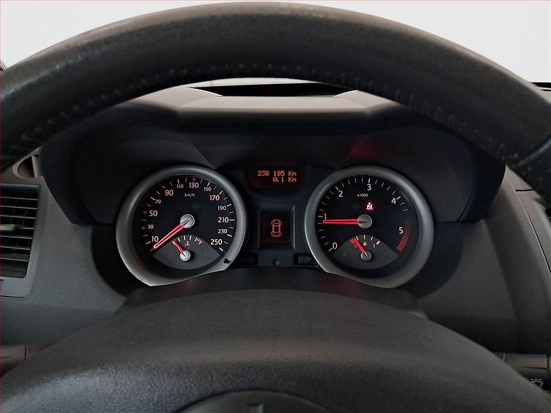 Renault Mégane (2005) 1.5 dCi, Serv.kniha, po STK - fotka 11 z 17