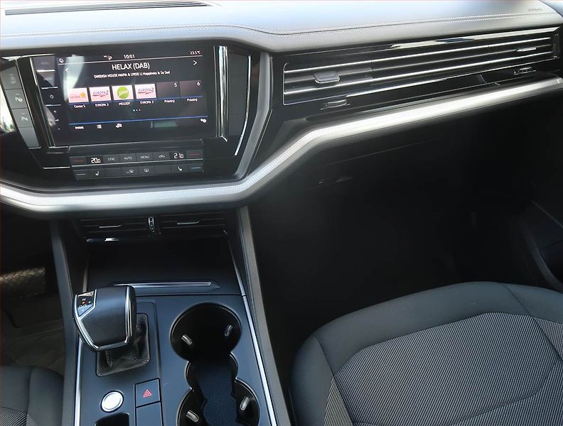 Volkswagen Touareg (2021) 3.0 TDI, 4x4,Automat,V6 TDI - fotka 8 z 26
