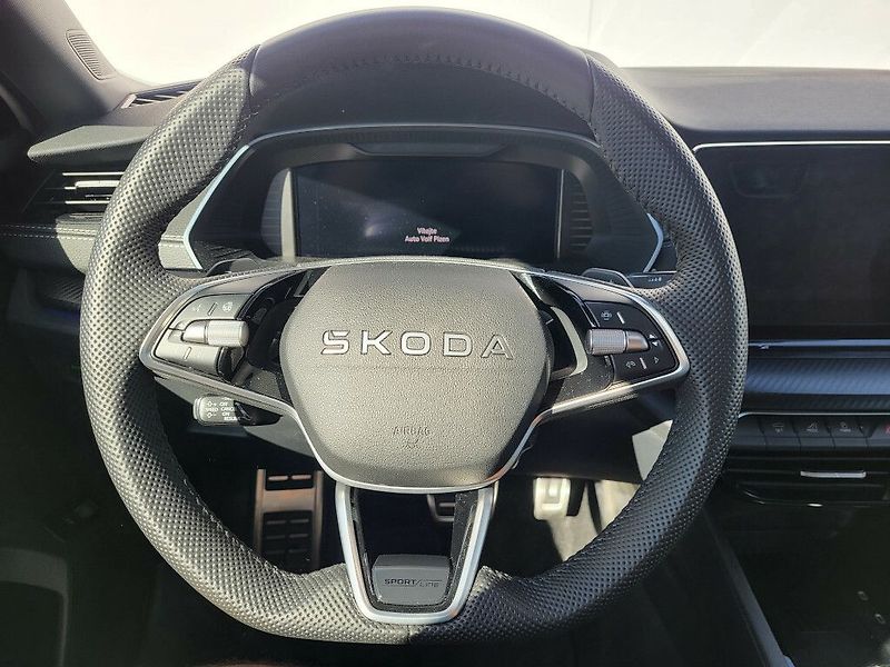 Škoda Octavia Sportline 1,5TSI 110kW - fotka 13 z 34