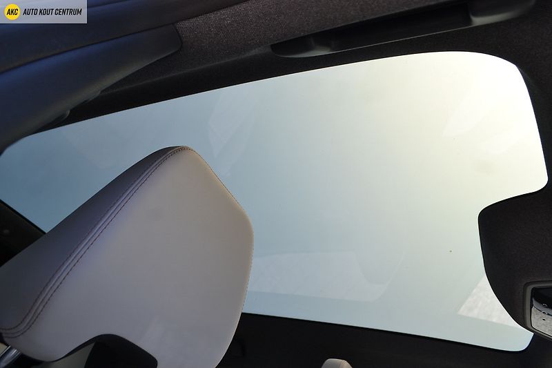 Renault Espace ICONIC E-TECH FULL HYBRID 200k - fotka 20 z 73