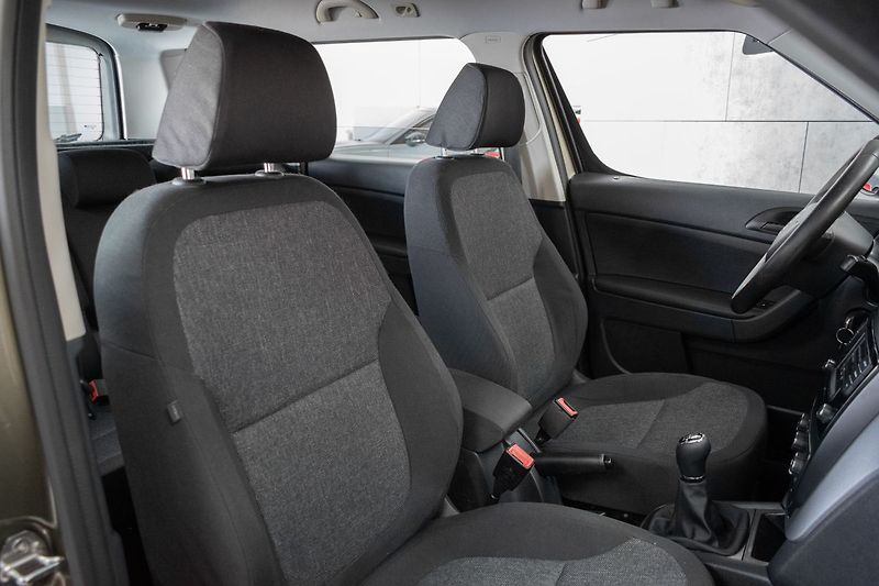 Škoda Yeti 1.2 TSI 81kW *OFFROAD ACTIVE* - fotka 11 z 33