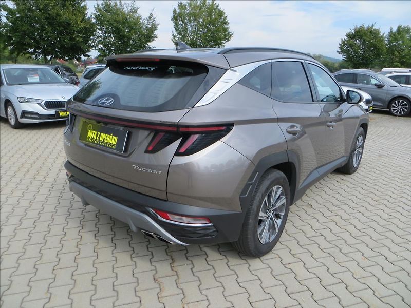 Hyundai Tucson 1,6 CRDi mHEV DCT Smart 100 kW - fotka 9 z 28