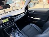Alfa Romeo Giulia 2,2 A/T 110kW BIXENON KŮŽE - náhled 18