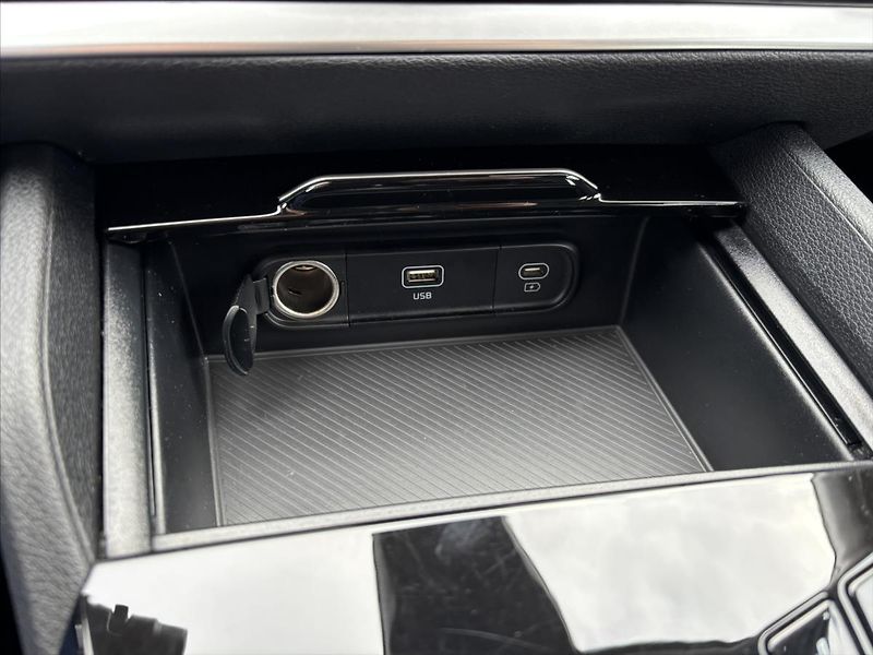 Kia Sportage 1,6 TGDI AT Exclusive ZÁRUKA - fotka 33 z 46