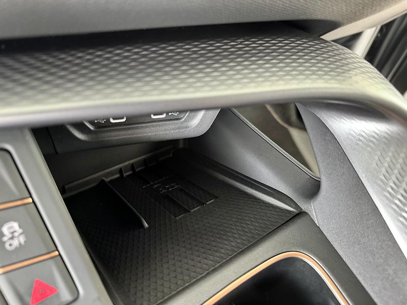 Cupra Terramar 2,0TSI VZ 265*4x4*DPH*Tažné - fotka 27 z 40