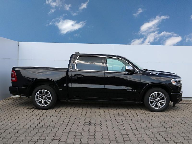 RAM 1500 (2024) Longhorn Sport 5.7 V8 Hemi  - fotka 4 z 39