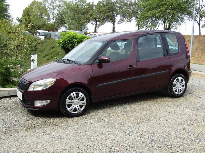 Škoda Roomster (2013) 1.2 TSI 63kW  70000KM - fotka 2 z 31