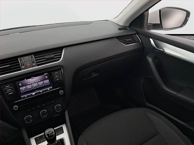 Škoda Octavia (2018) Ambition 1.4 TSI, ČR,1.maj - fotka 8 z 18