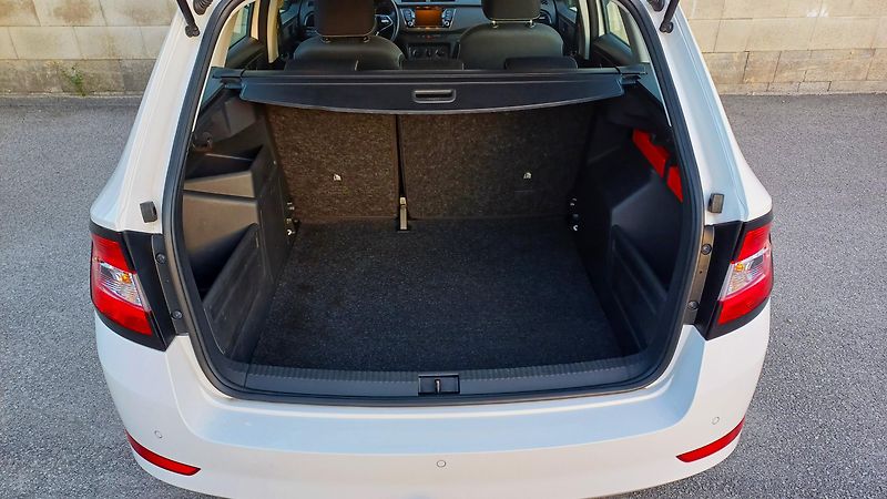 Škoda Fabia combi TSI 70kW-NAVIGACE-TZ-DPH - fotka 14 z 50