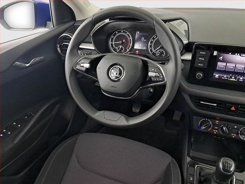 Škoda Fabia (2023) Ambition 1.0 TSI, Serv.kniha - fotka 7 z 15