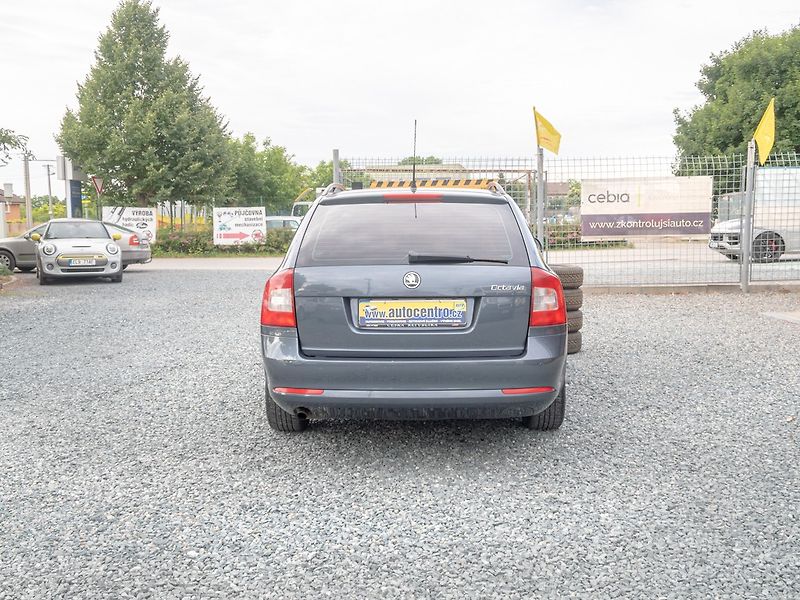Škoda Octavia (2009) 1.6MPI 75KW – 2x KOLA - fotka 6 z 45