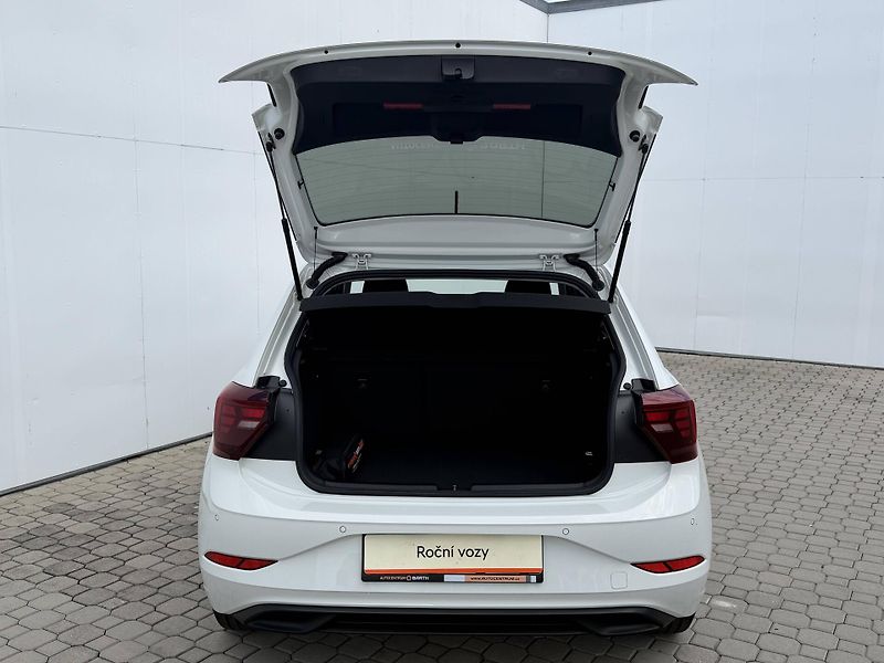 Volkswagen Polo (2025) People 5G 1,0TSi - fotka 4 z 25