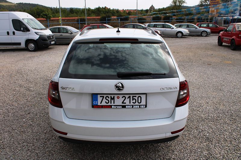Škoda Octavia (2020) 2,0TDI KLIMA LED NAVI TEMPOMAT - fotka 6 z 16