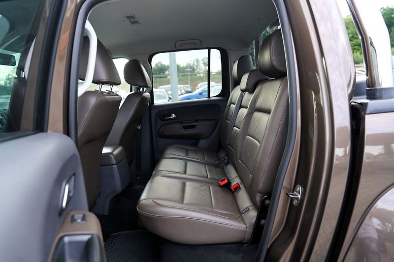 Volkswagen Amarok 2.0 TDI 4x4 High line/120 Kw/m - fotka 35 z 46