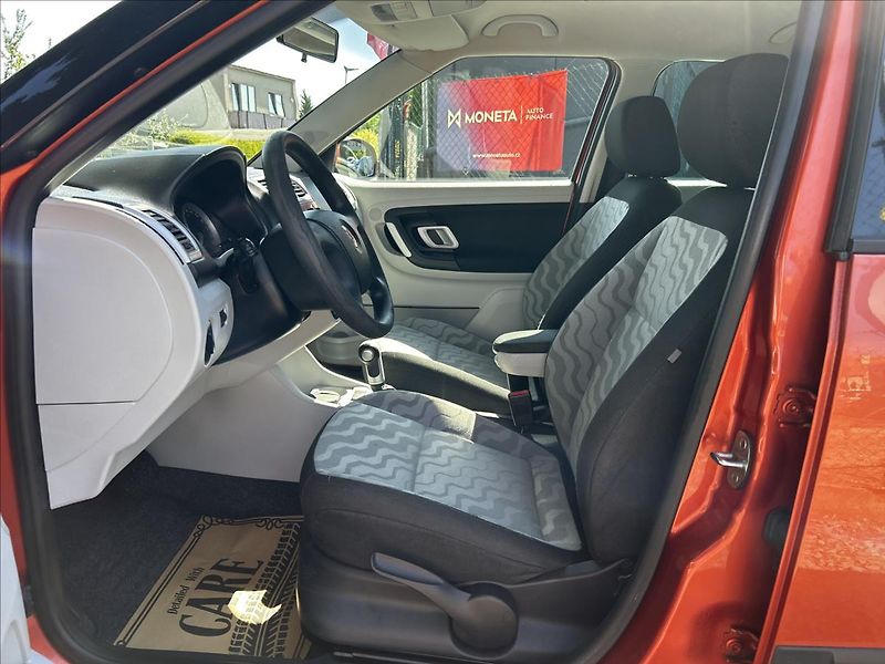 Škoda Fabia 1,6 i Automat  Klima, nová STK - fotka 11 z 50