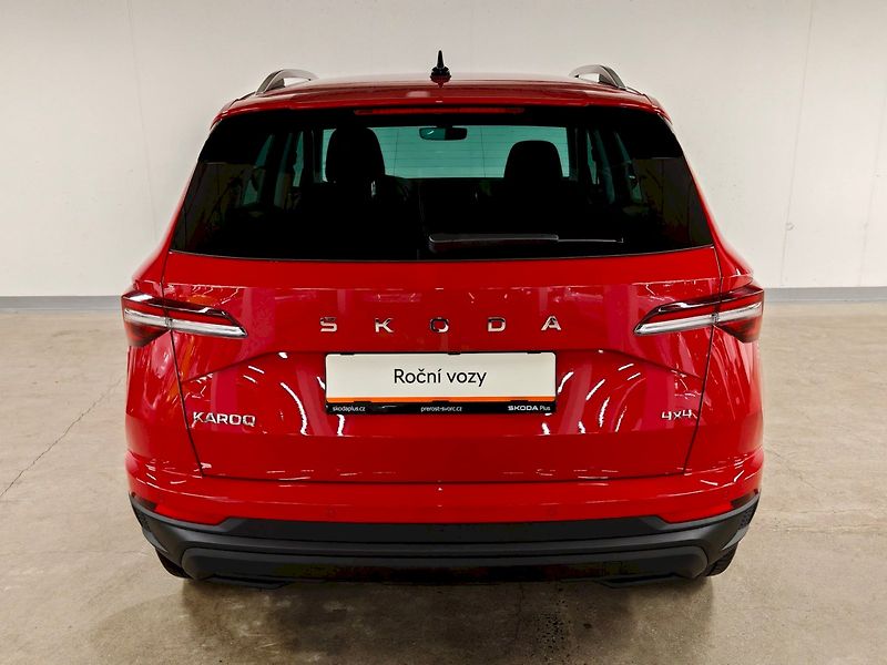 Škoda Karoq (2025) 2.0 TDI 110 kW DSG 4x4 Top Sel - fotka 25 z 28