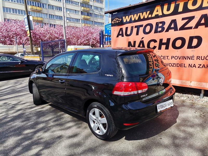 Volkswagen Golf (2010) 1.4i 59kw Comfortline 3dv. - fotka 3 z 27