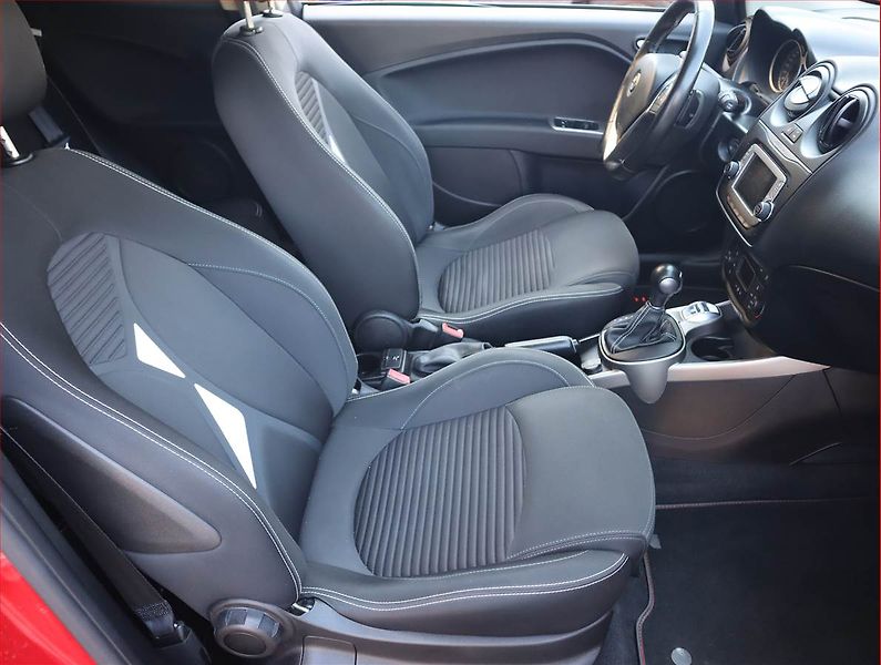 Alfa Romeo MiTo (2016) 1.4 TB MultiAir, Automat - fotka 9 z 18