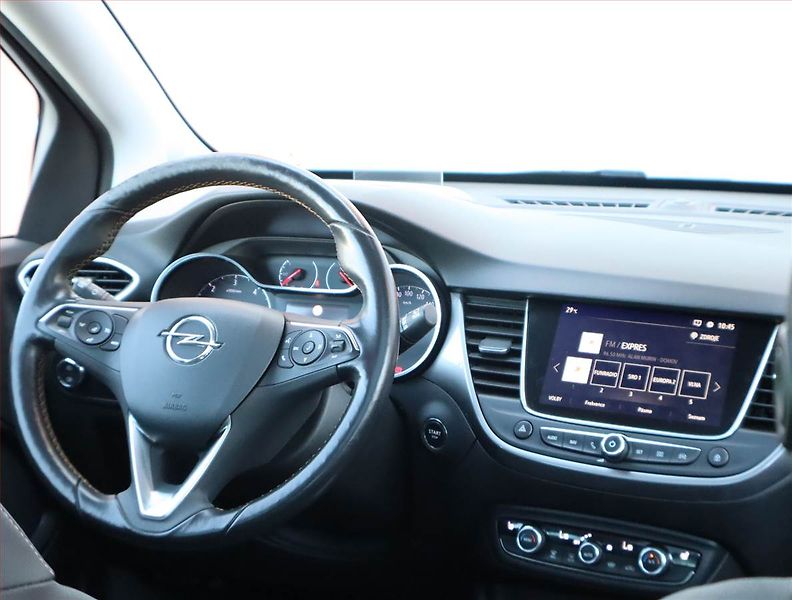 Opel Crossland X (2017) Ultimate 1.6 CDTI, Serv.kniha - fotka 7 z 17