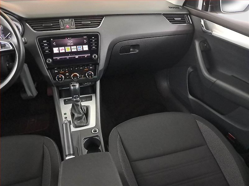 Škoda Octavia (2019) 1.6 TDI, Automat, Tempomat - fotka 8 z 15