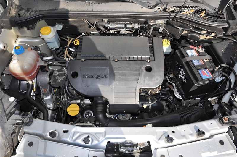 Fiat Dobló 1.3JTD 66kW 5.míst - fotka 9 z 10