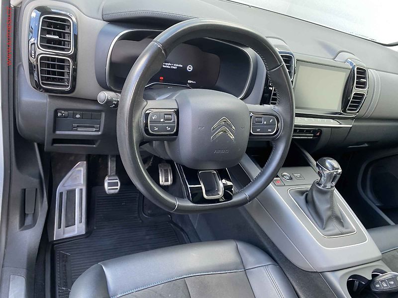 Citroën C5 Aircross (2022) 1.2 PT, 1.maj,ČR, Shine - fotka 12 z 17