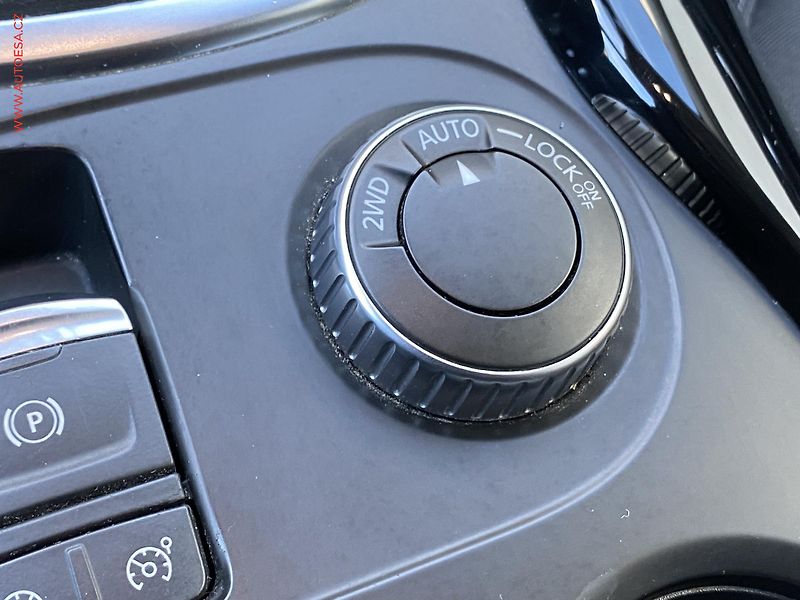 Renault Kadjar (2015) 1.6 dCi 4x4, Zen, TZ - fotka 16 z 19