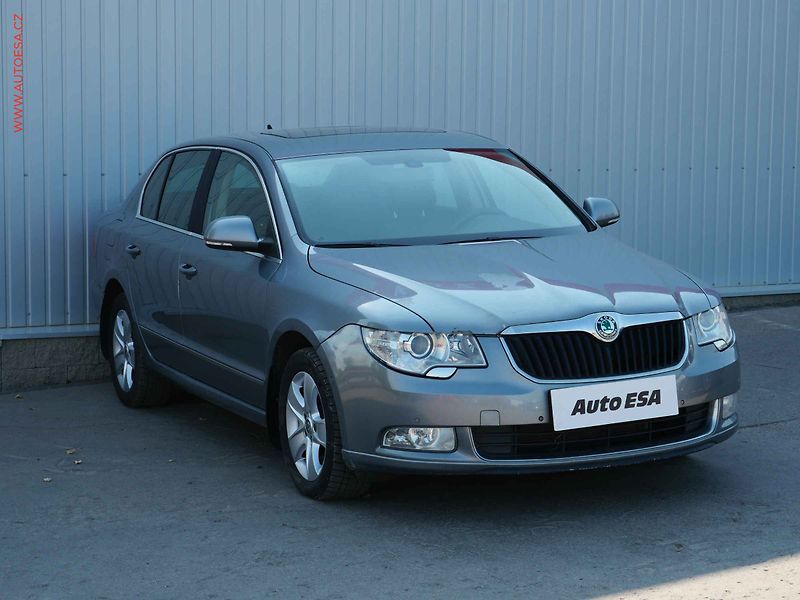 Škoda Superb (2011) 2.0TDi 4x4, ČR, DSG, navi - fotografie inzerátu